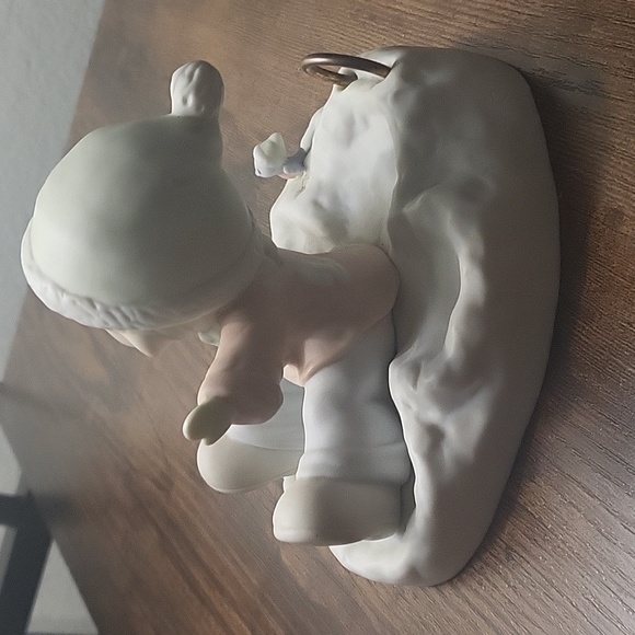 Vintage 1996 Porcelain Figurine Precious Moments by Enesco - Angels on Earth - Picture 3 of 7